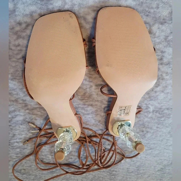 Women's 9 Caramel square toe strappy wrap around laces sandals crystal heels - Picture 8 of 12